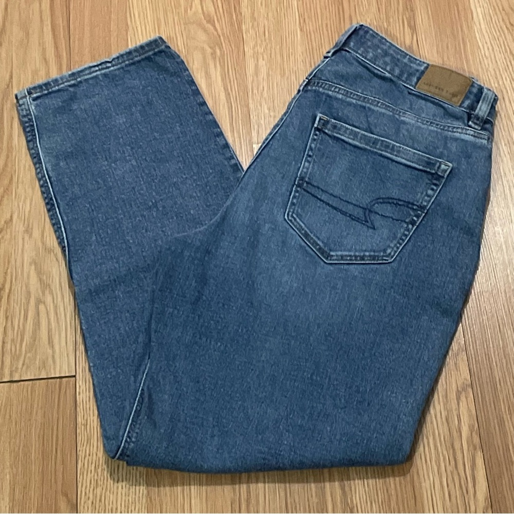 American Eagle Women’a Mom Jeans 6 (28x28) Straight Tapered Denim Classic Y2K